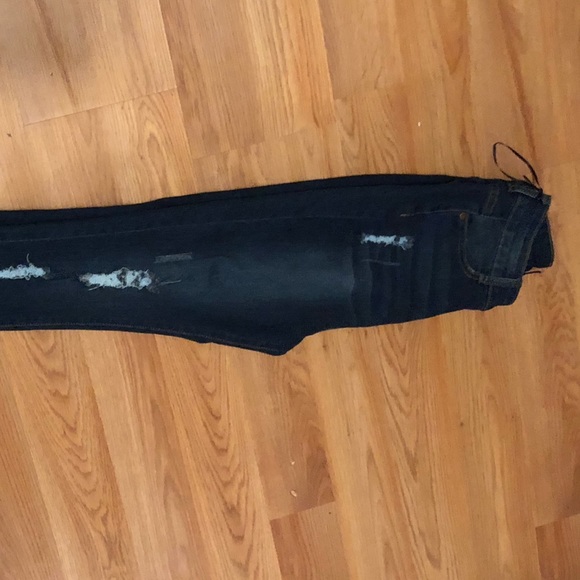 FASHIONOVA JEANS - Picture 2 of 5